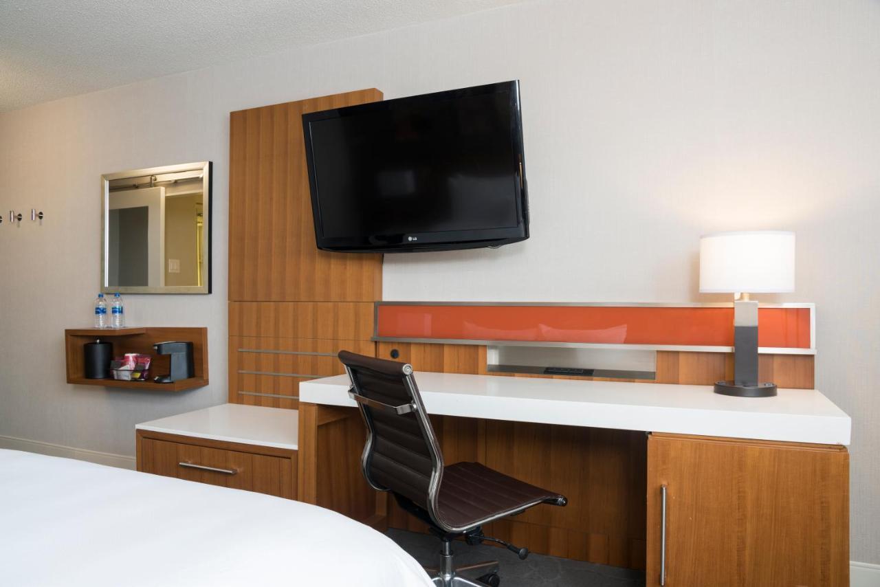 Sonesta Hotel Grand Rapids Airport Kentwood Ngoại thất bức ảnh