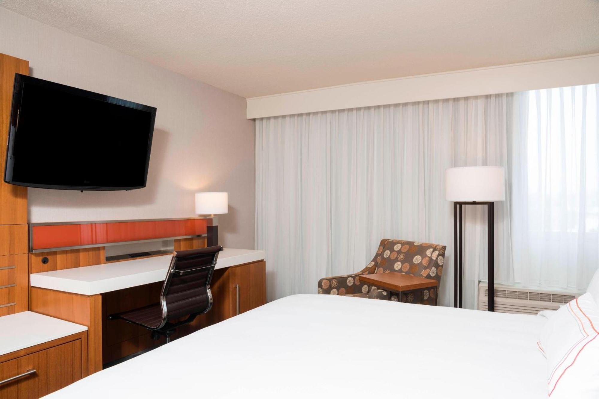 Sonesta Hotel Grand Rapids Airport Kentwood Ngoại thất bức ảnh