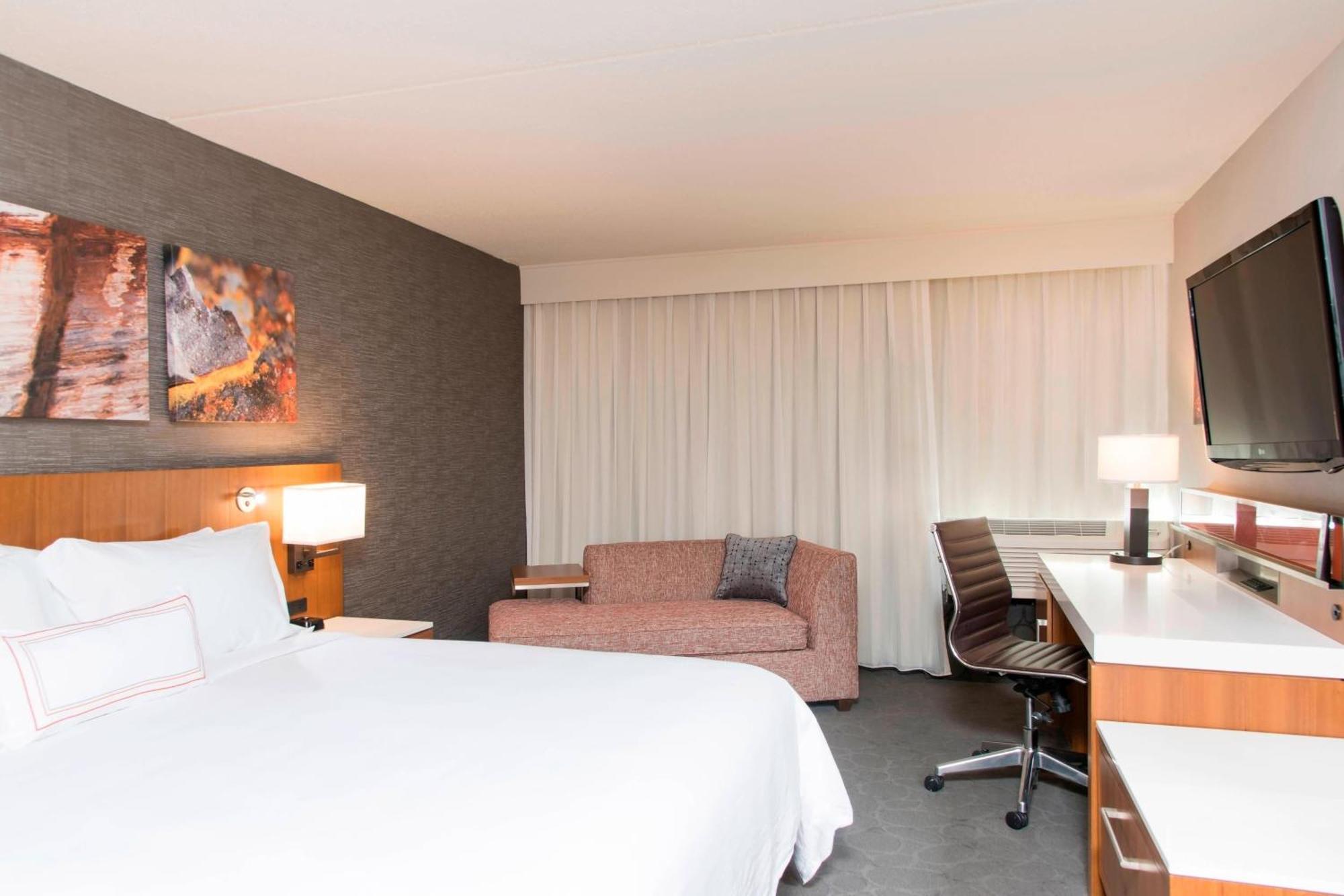 Sonesta Hotel Grand Rapids Airport Kentwood Ngoại thất bức ảnh