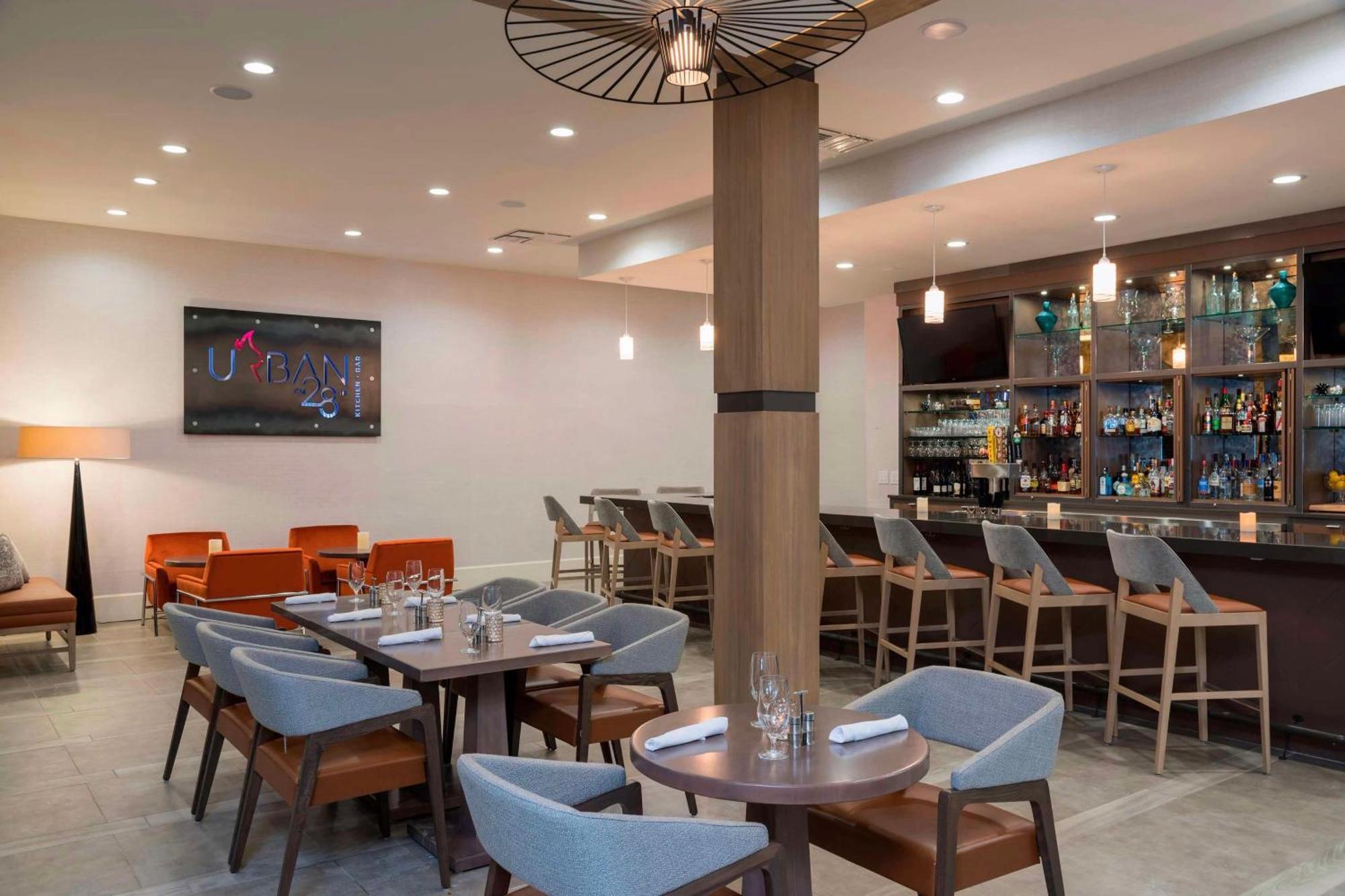 Sonesta Hotel Grand Rapids Airport Kentwood Ngoại thất bức ảnh