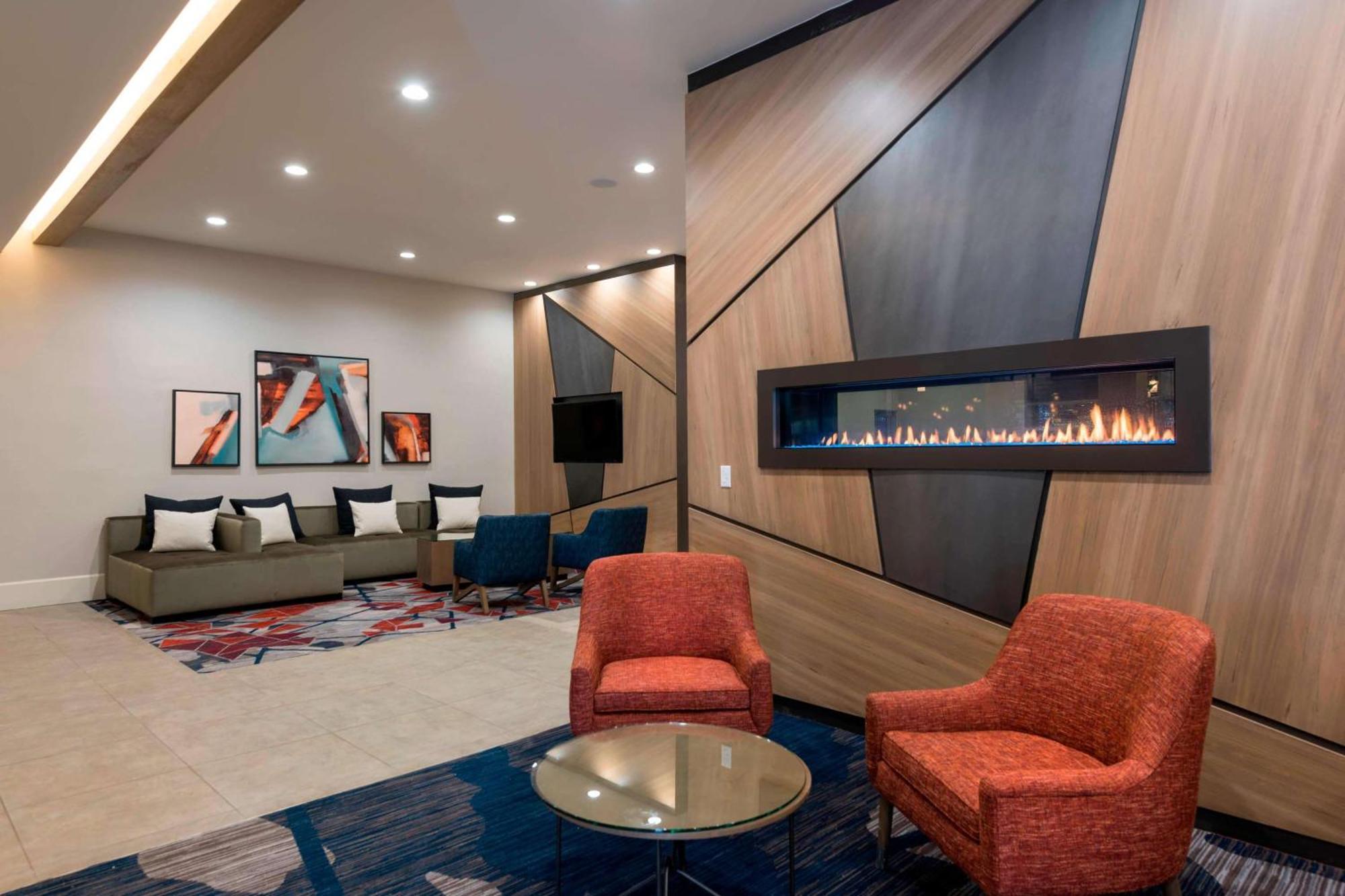 Sonesta Hotel Grand Rapids Airport Kentwood Ngoại thất bức ảnh