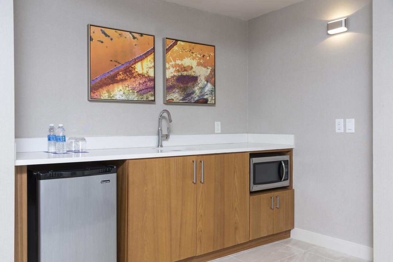 Sonesta Hotel Grand Rapids Airport Kentwood Ngoại thất bức ảnh